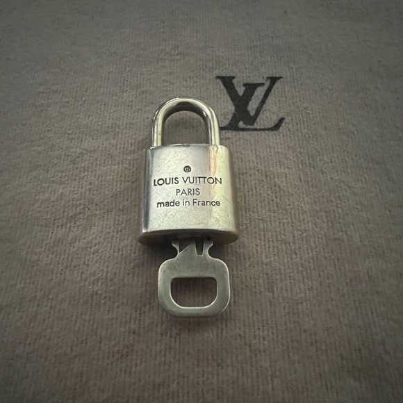 Authentic Louis Vuitton Padlock - Picture 7 of 7